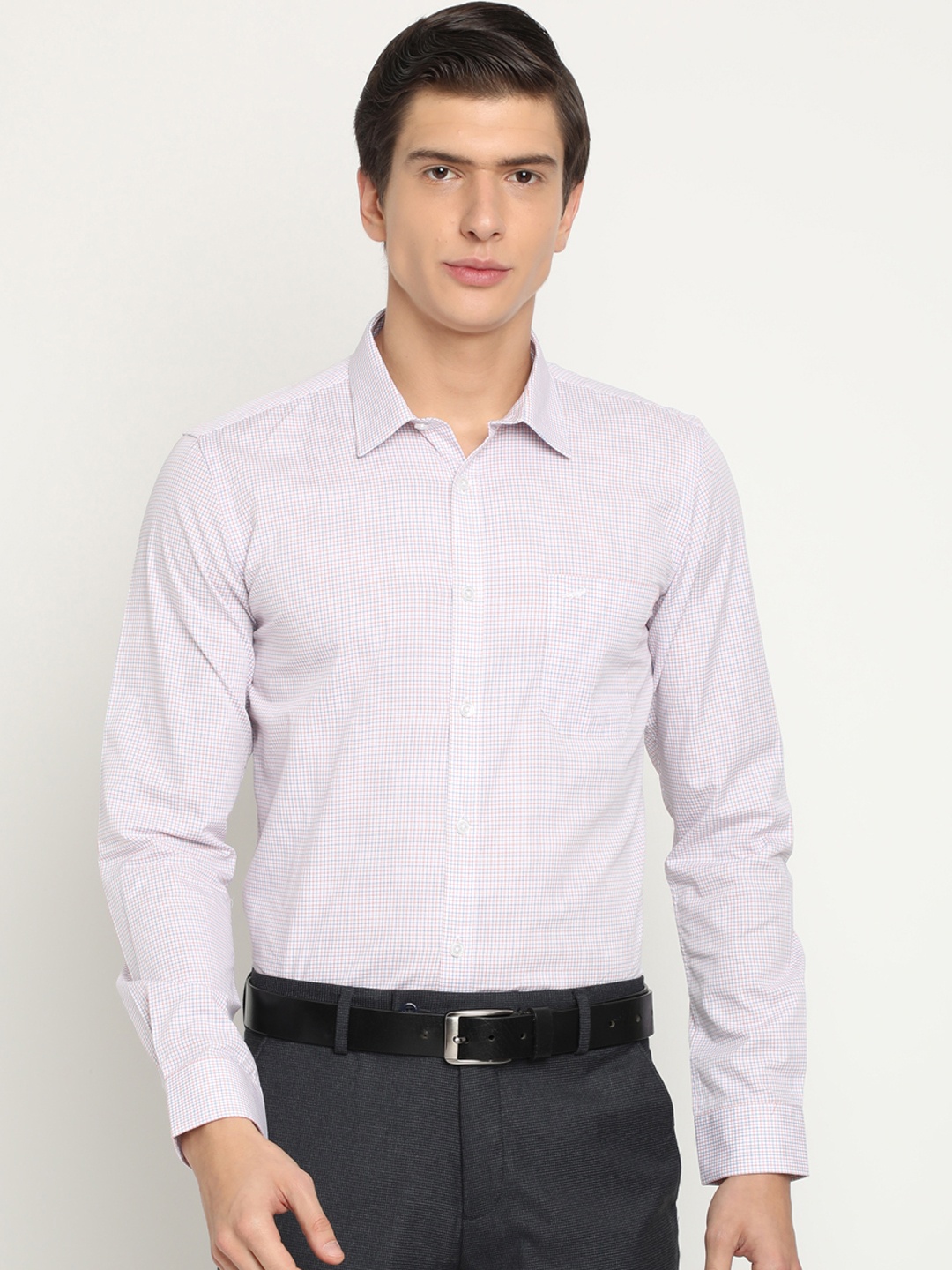 

Crocodile Men White & Red Classic Slim Fit Checked Formal Shirt