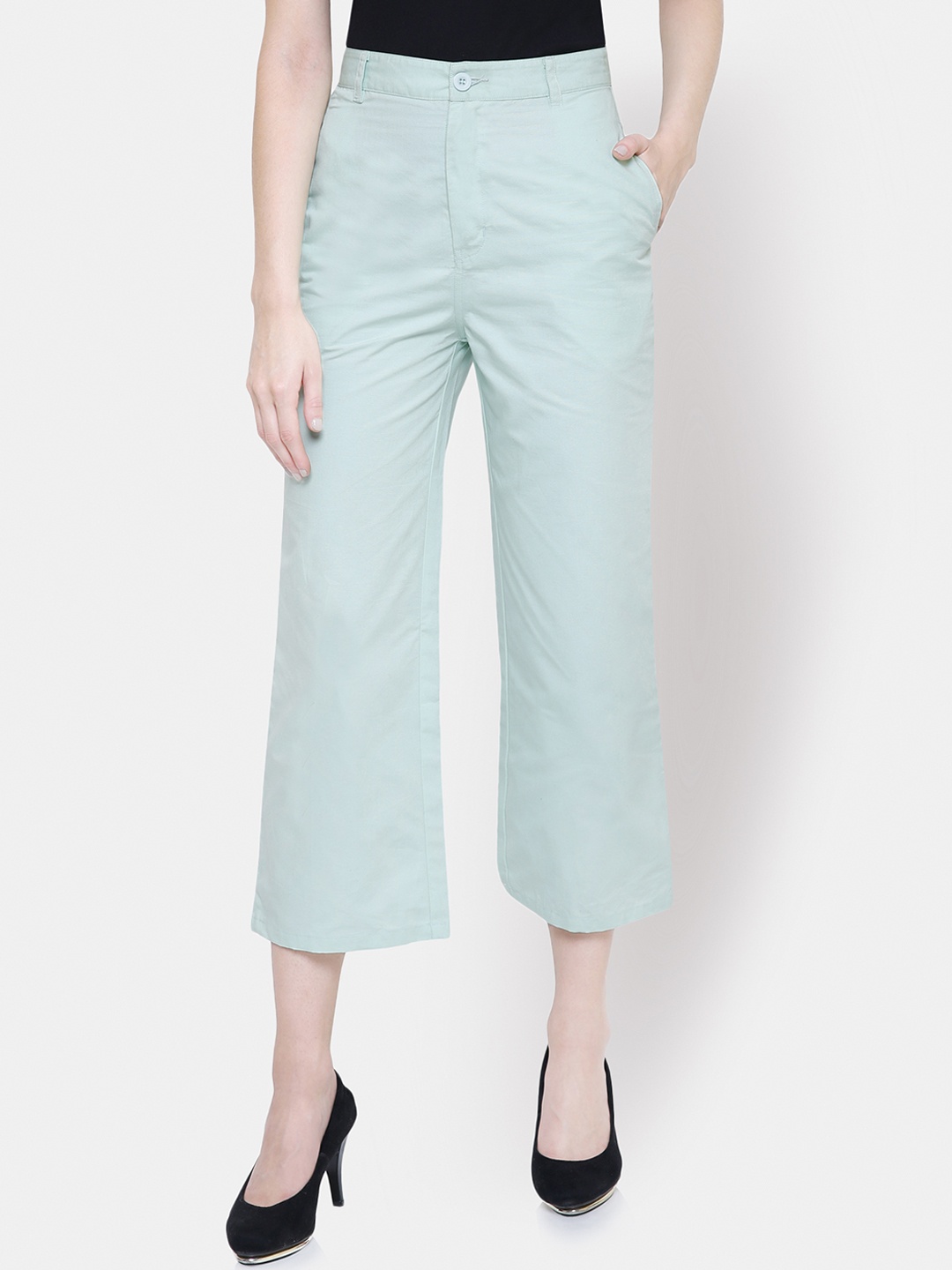 

Yaadleen Women Green Smart Straight Fit Solid Crop Culottes