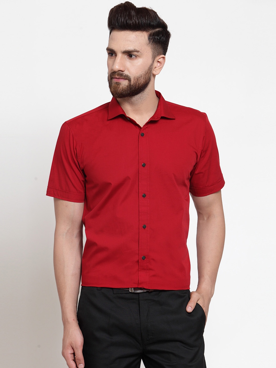 

Purple State Men Red Slim Fit Solid Formal Shirt