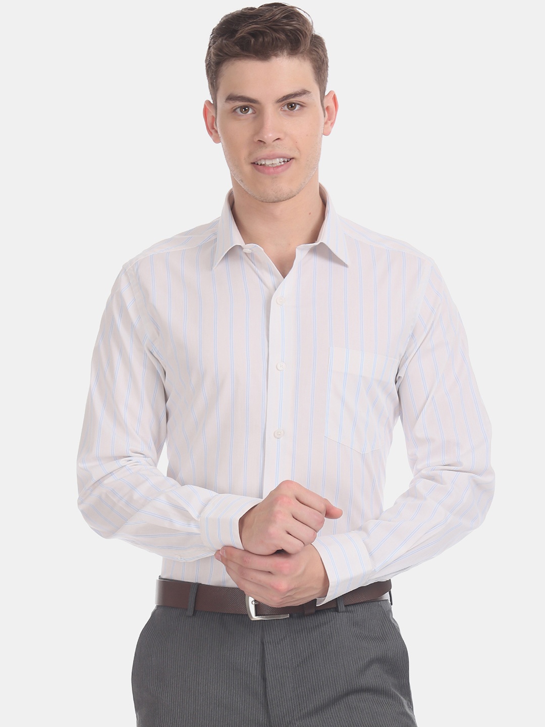 

Arrow Men White & Blue Regular Fit Striped Formal Shirt