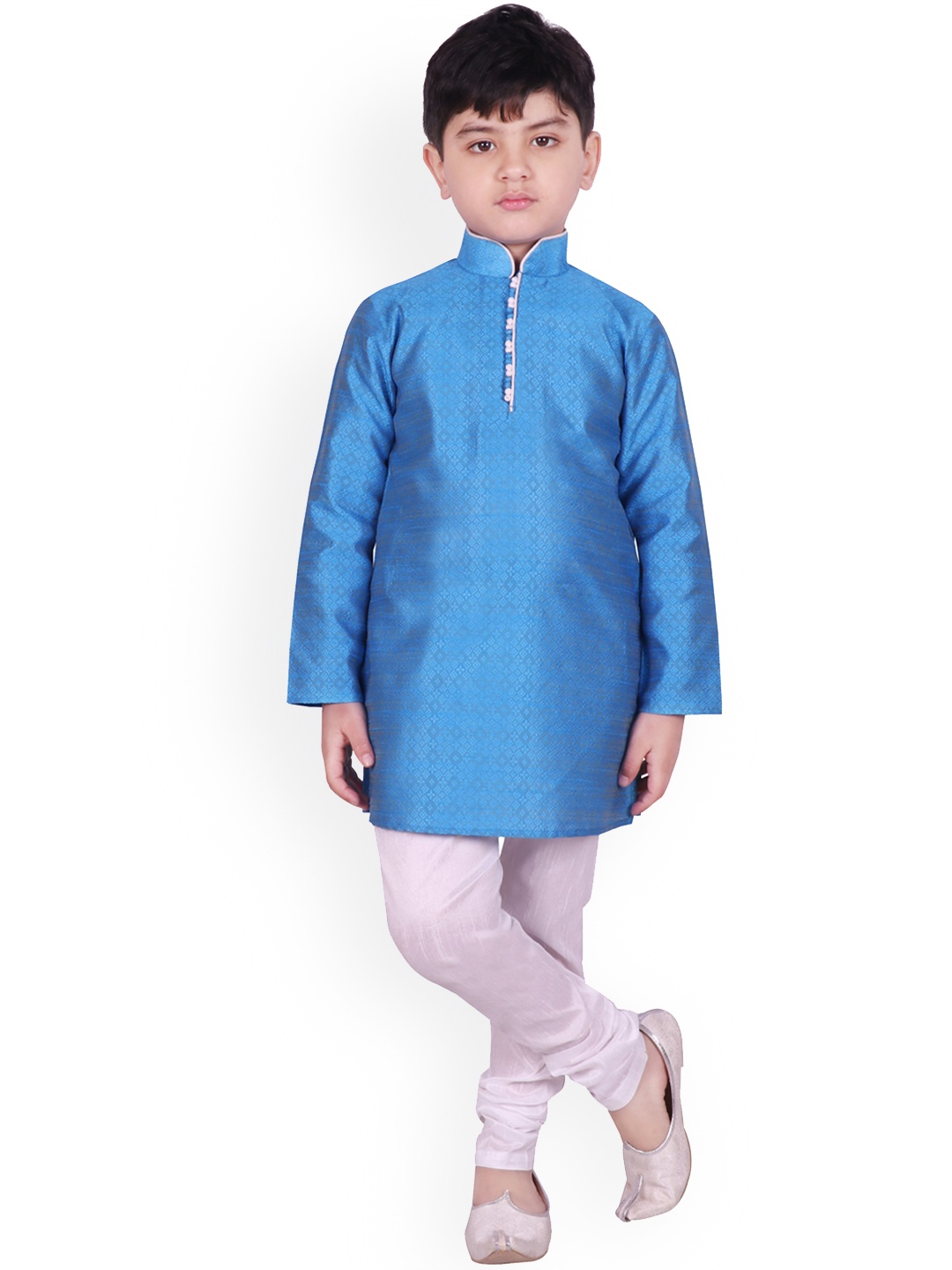 

SG YUVRAJ Boys Blue & White Self Design Kurta with Pyjamas