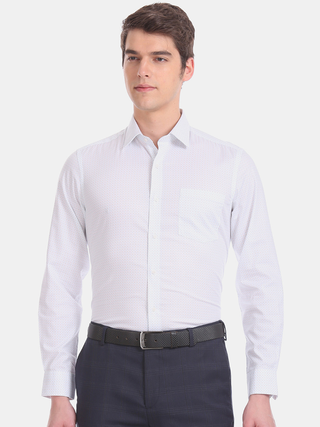 

Arrow Men White & Blue Slim Fit Printed Formal Shirt