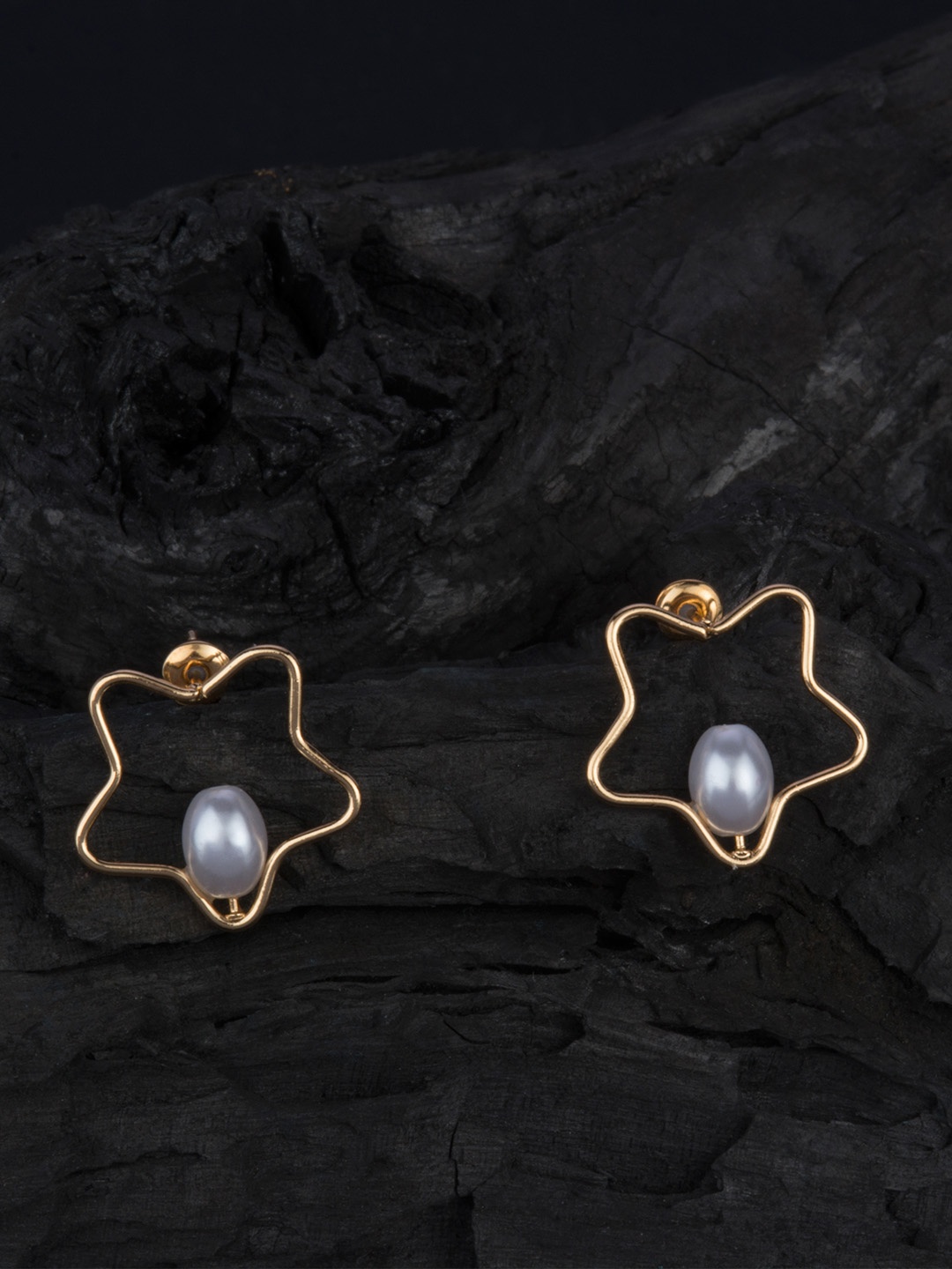 

E2O Gold-Plated & White Star Shaped Drop Earrings