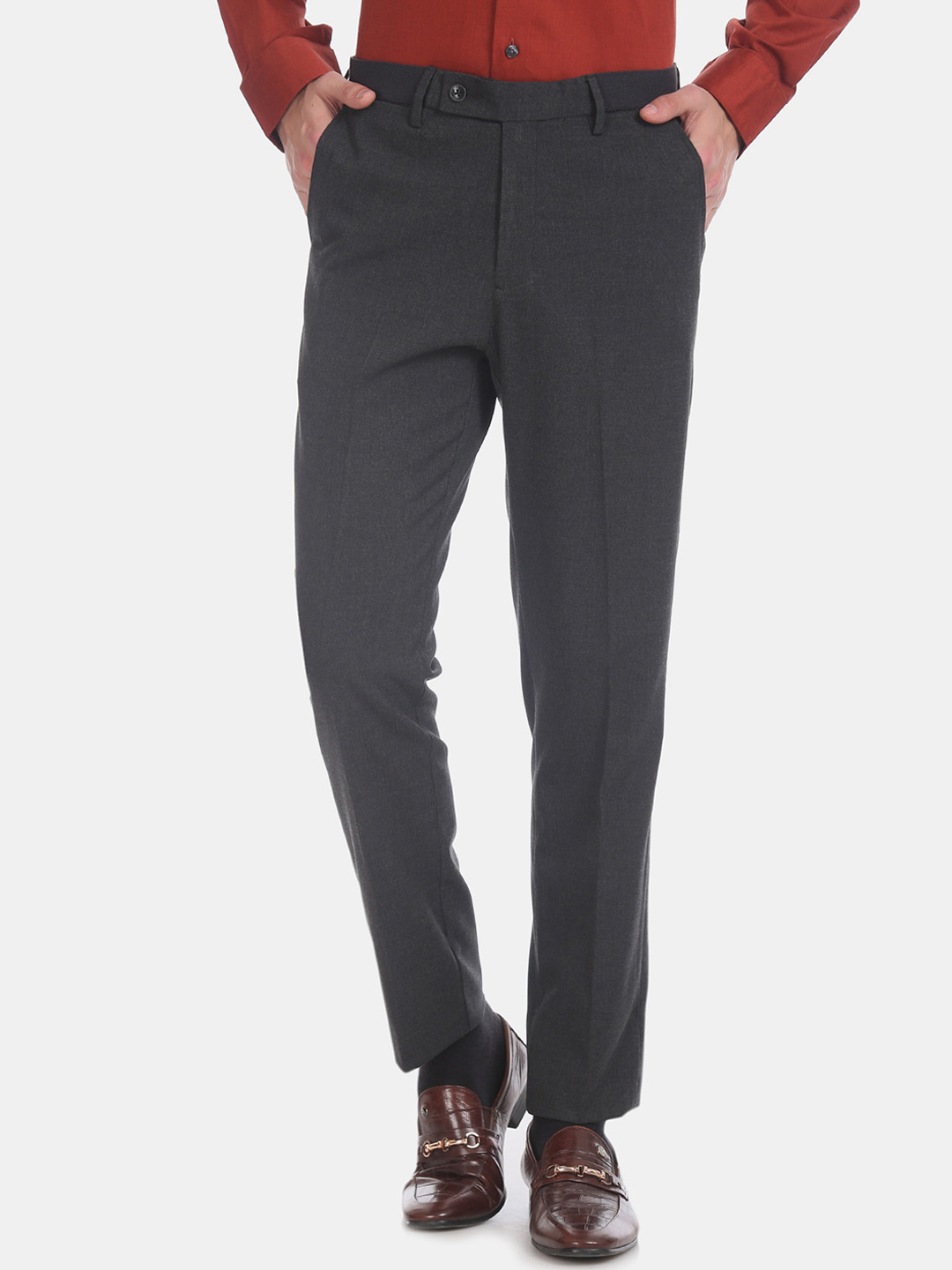 

Arrow Men Charcoal Grey Tapered Fit Solid Formal Trousers