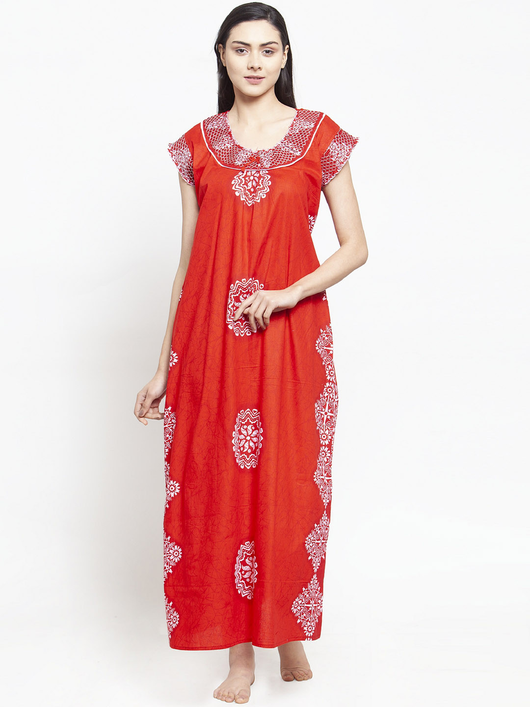 

Secret Wish Red & White Printed Nightdress