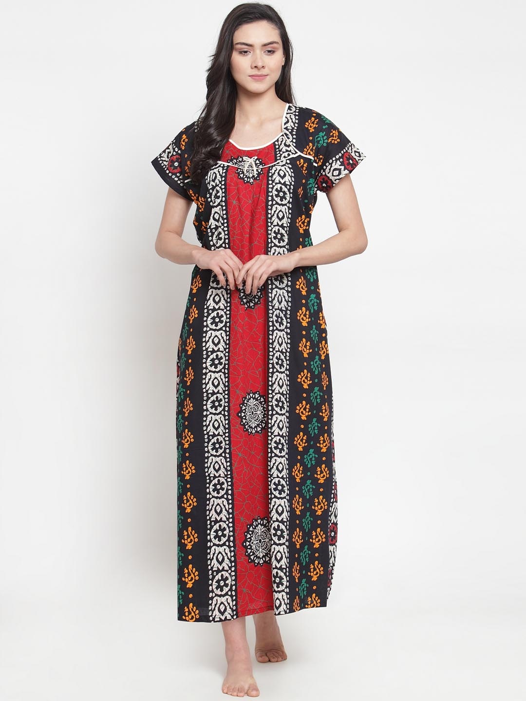 

Secret Wish Red & White Printed Nightdress
