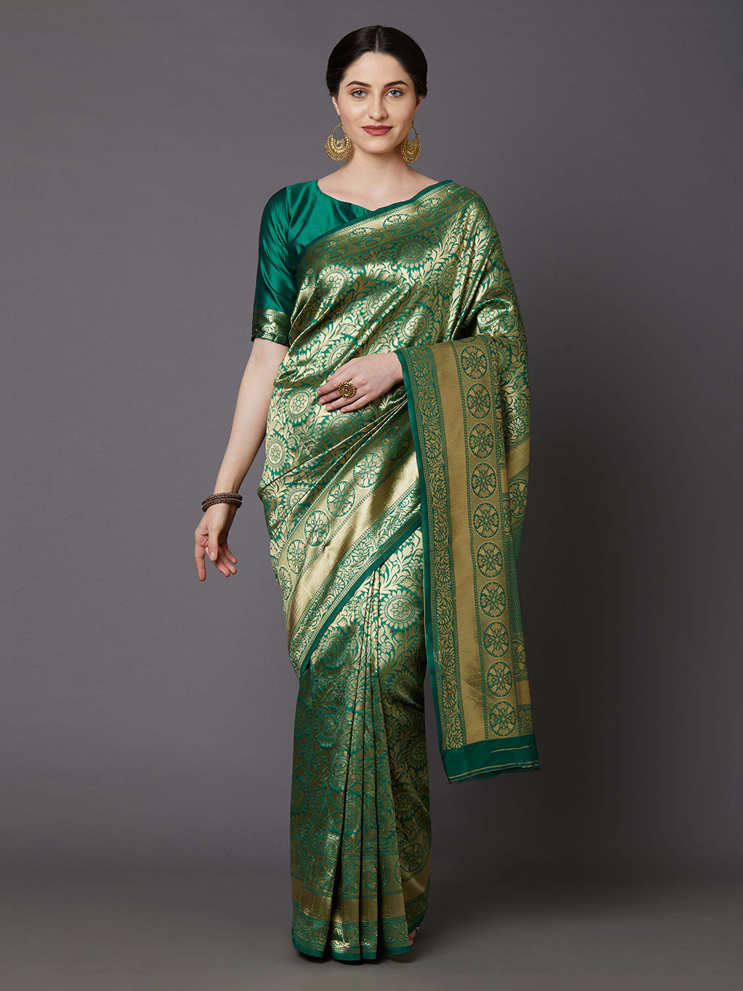 

Mitera Green & Gold-Toned Silk Blend Woven Design Banarasi Saree