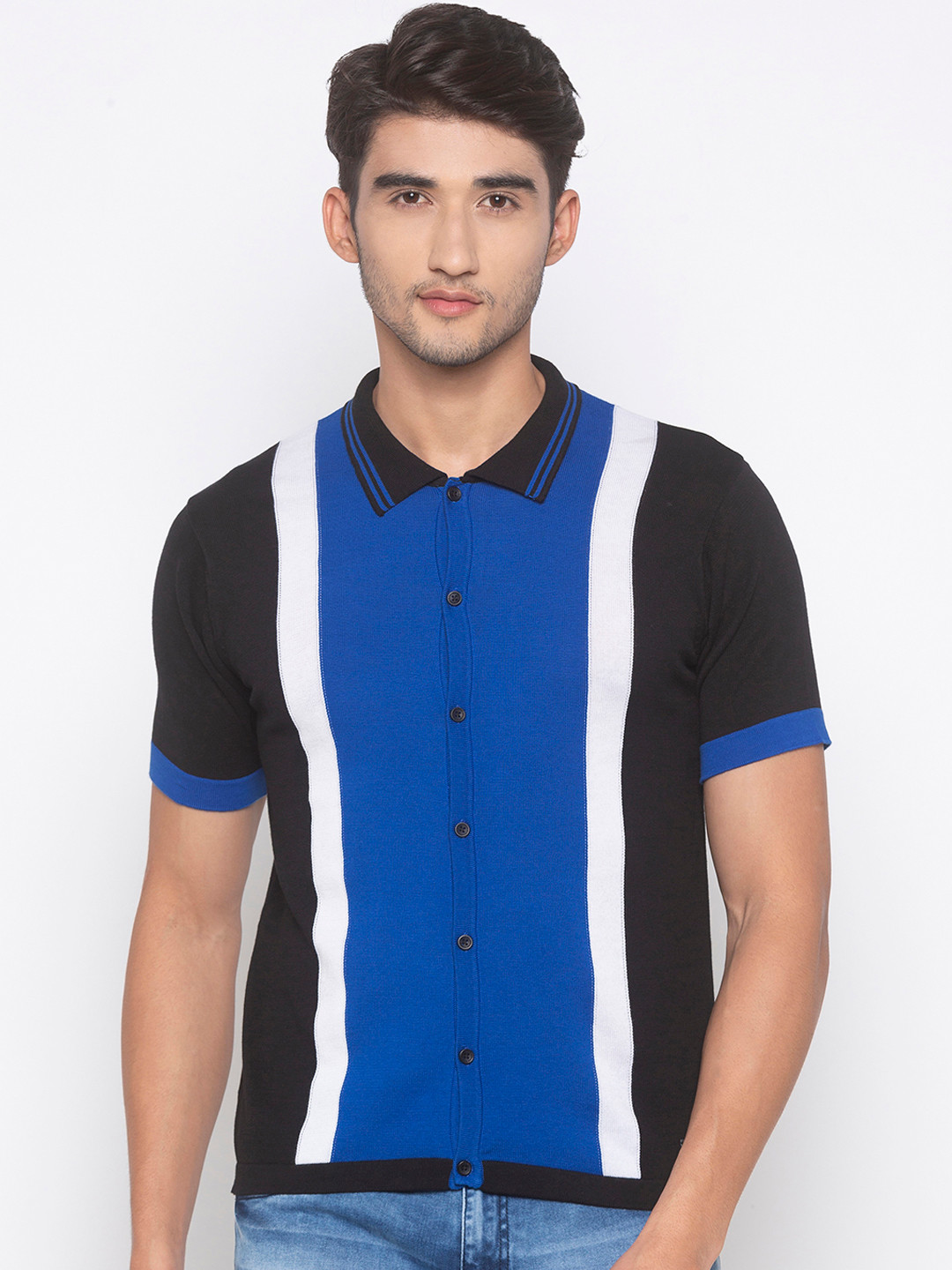 

Globus Men Blue & Black Regular Fit Colourblocked Knitted Casual Shirt