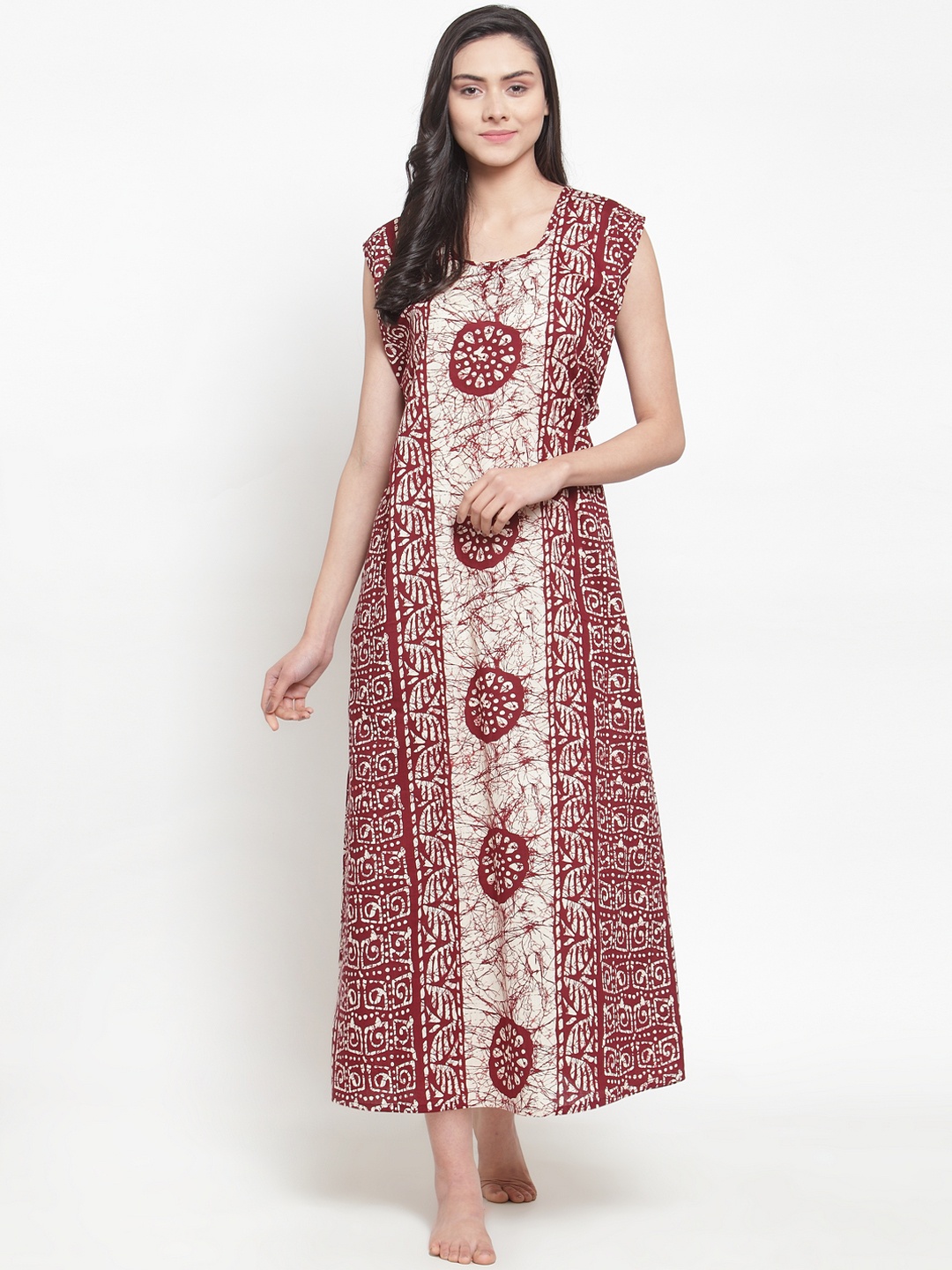 

Secret Wish Maroon & Off-White Printed Nightdress
