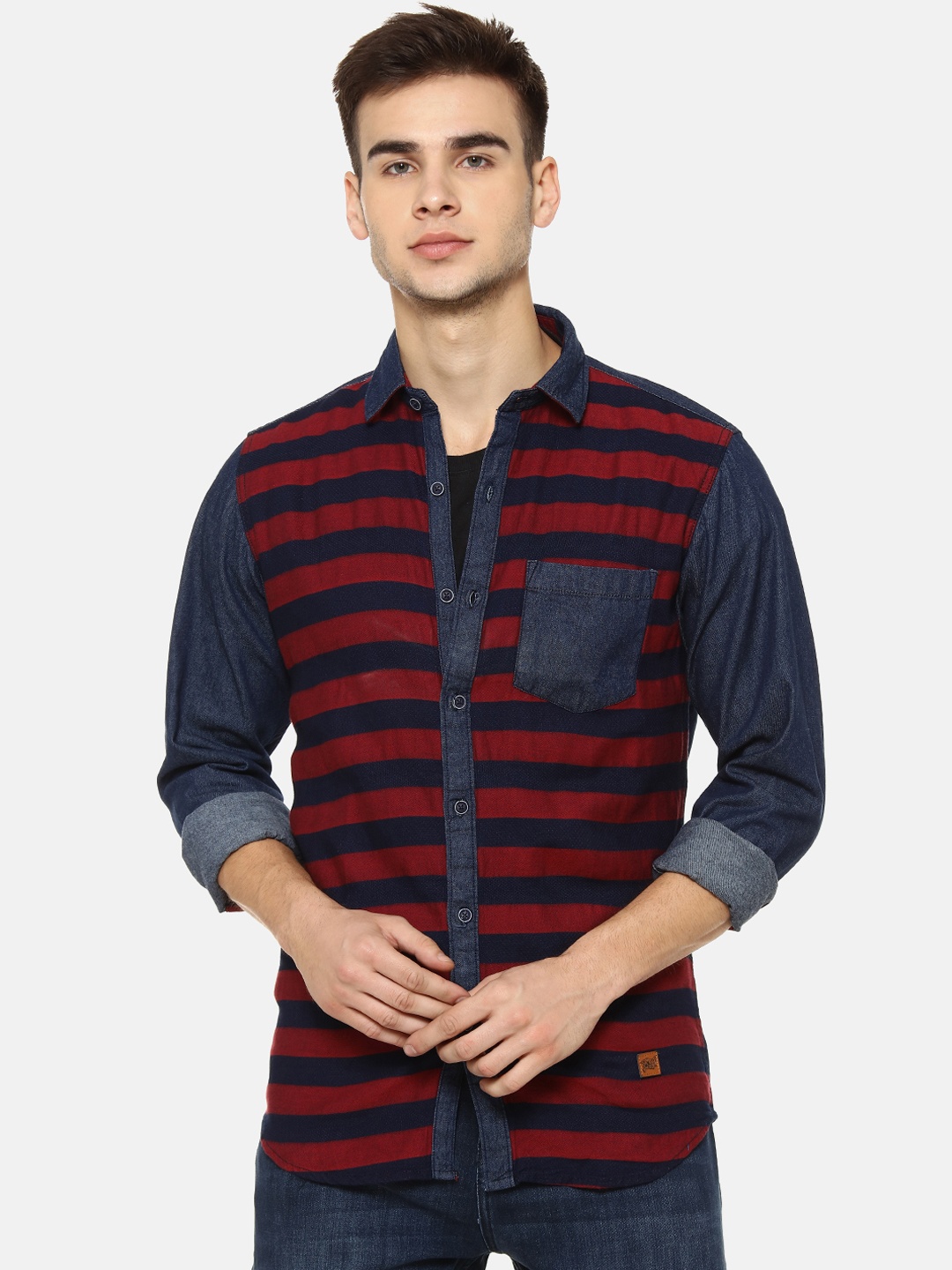 Campus Sutra Men Red & Navy Blue Regular Fit Striped Casual Shirt