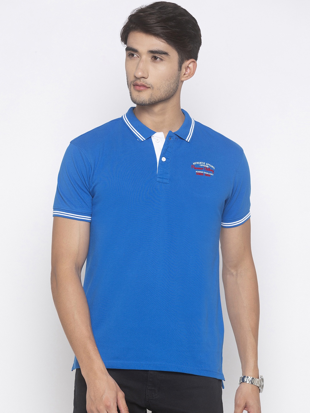 

Globus Men Blue Solid Polo Collar T-shirt