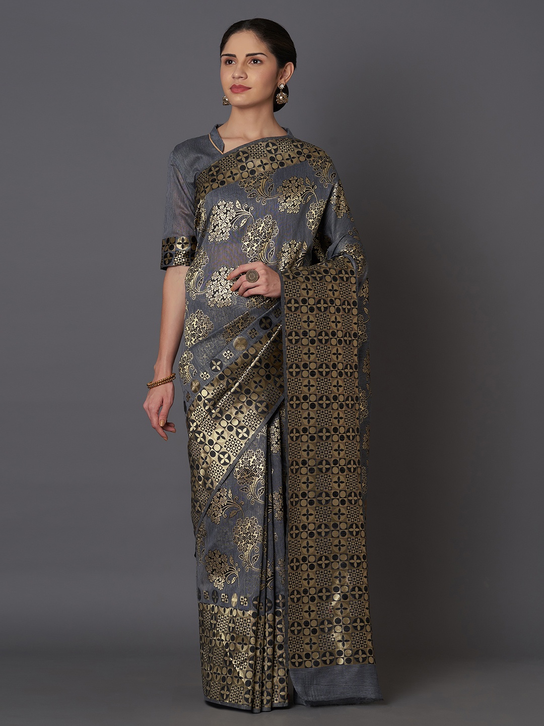 

Mitera Grey & Gold-Toned Silk Blend Woven Design Kanjeevaram Saree