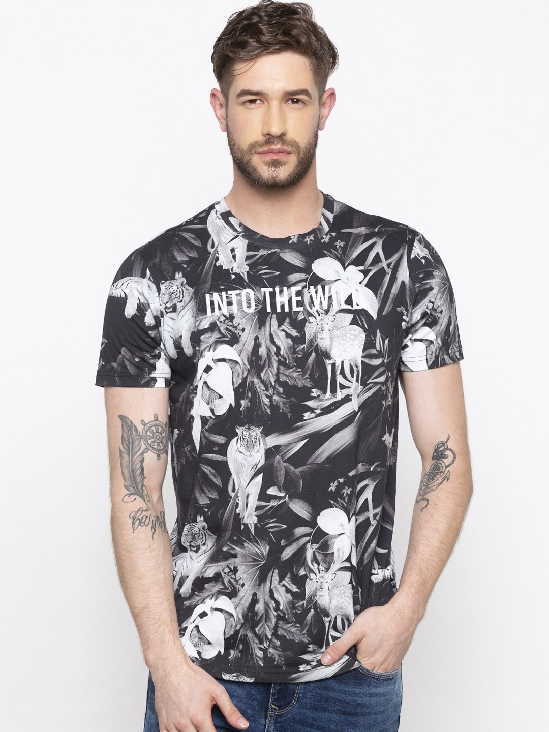 

SPYKAR Men Black Printed Round Neck T-shirt