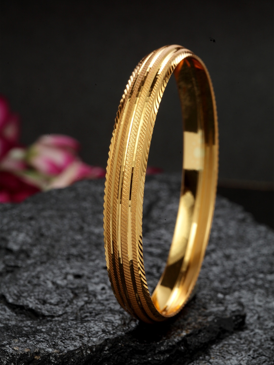 

DUGRISTYLE Men Gold-Toned Alloy Gold-Plated Kada Bracelet