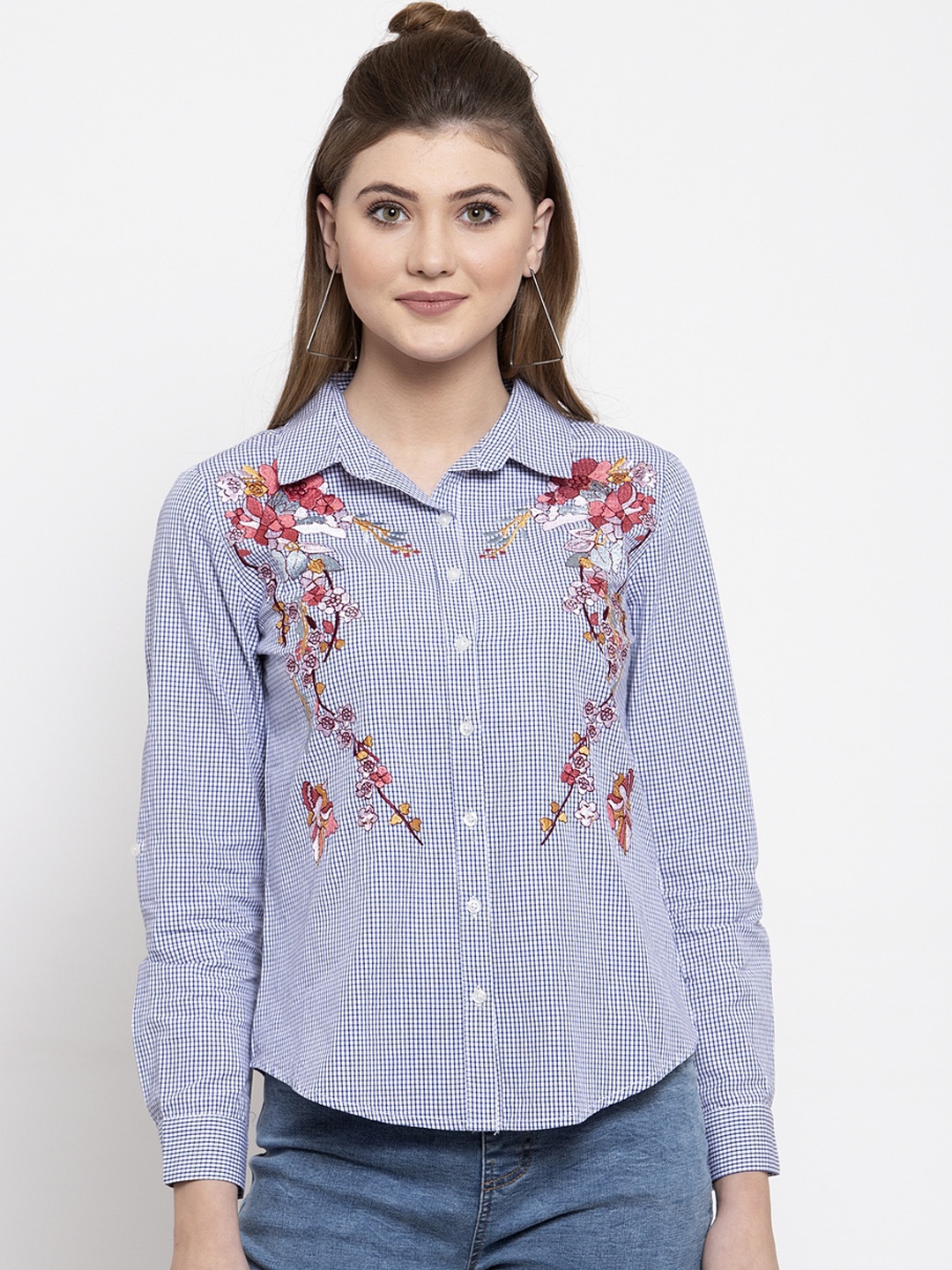 

Gipsy Women Blue & White Regular Fit Checked Casual Shirt