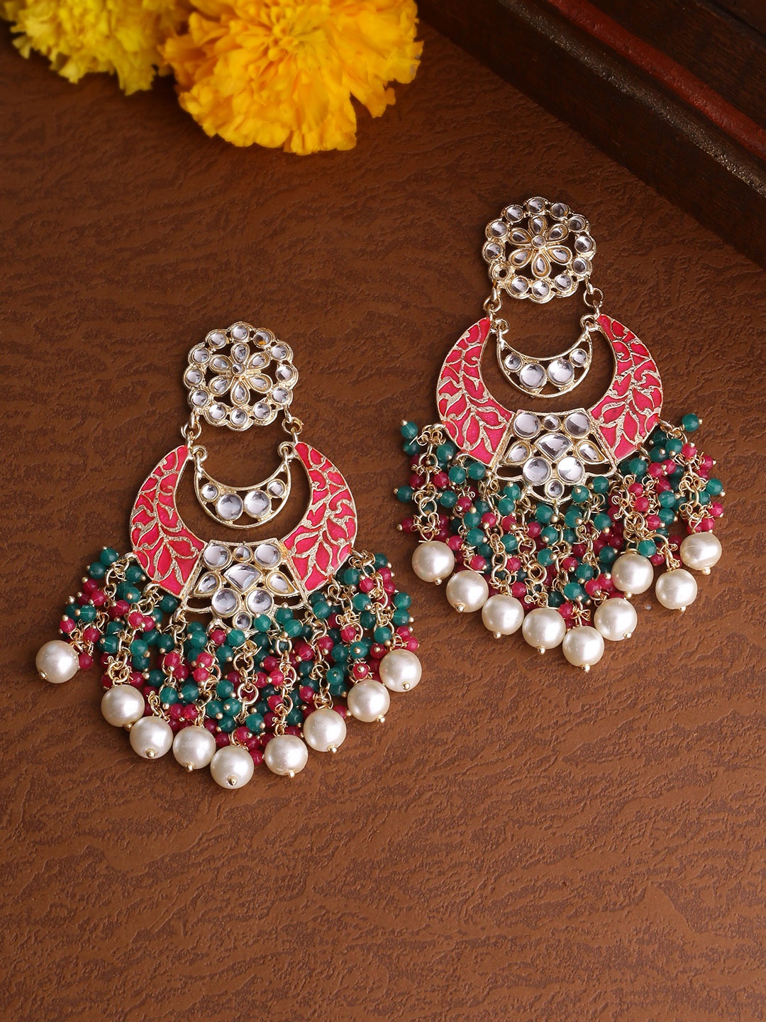 

Shoshaa Gold-Plated & Fucshia Crescent Shaped Kundan Chandbalis