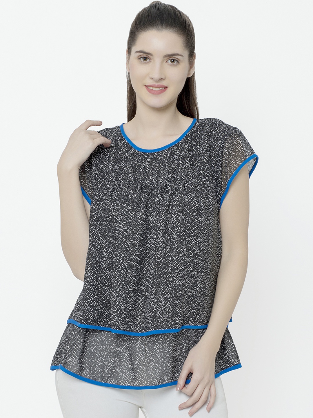 

SQew Women Black Printed Tiered Top