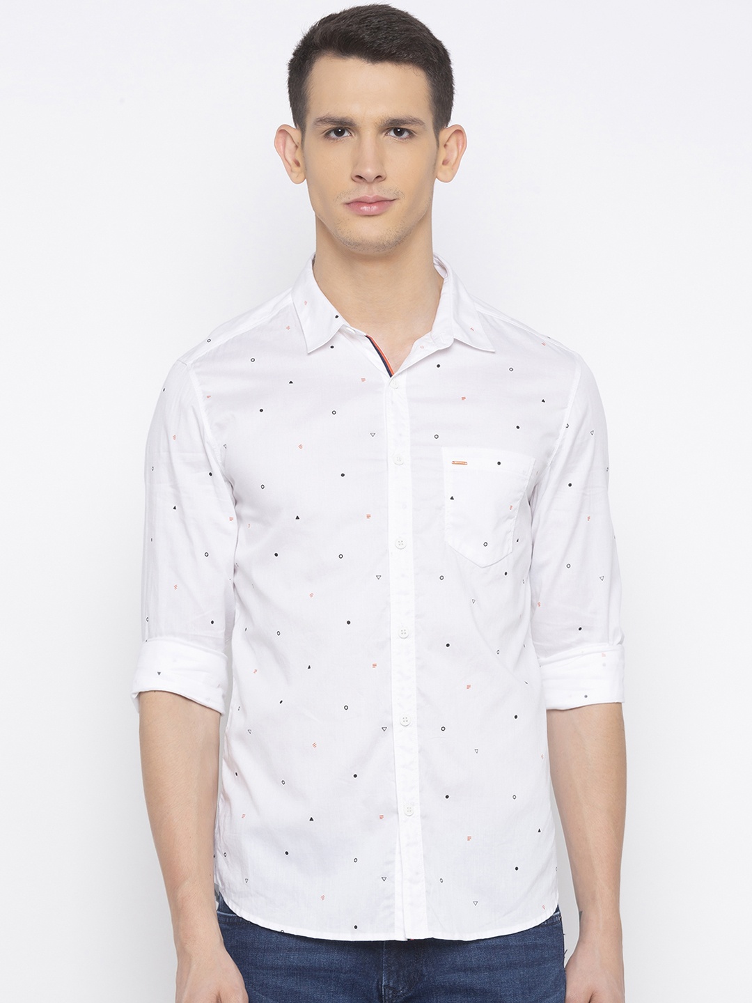 

SPYKAR Men White Slim Fit Printed Casual Shirt