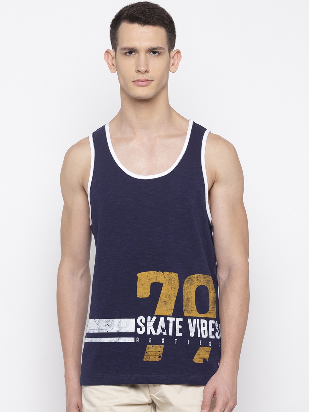

SPYKAR Men Navy Blue Printed Scoop Neck T-shirt