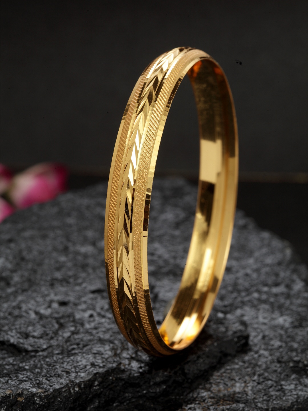 

DUGRISTYLE Men Gold-Toned Alloy Gold-Plated Kada Bracelet