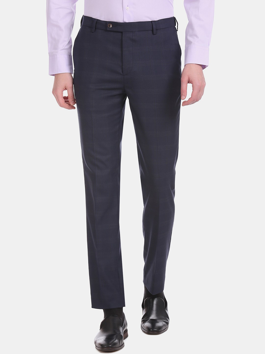 

Arrow Men Blue Tapered Fit Checked Regular Trousers