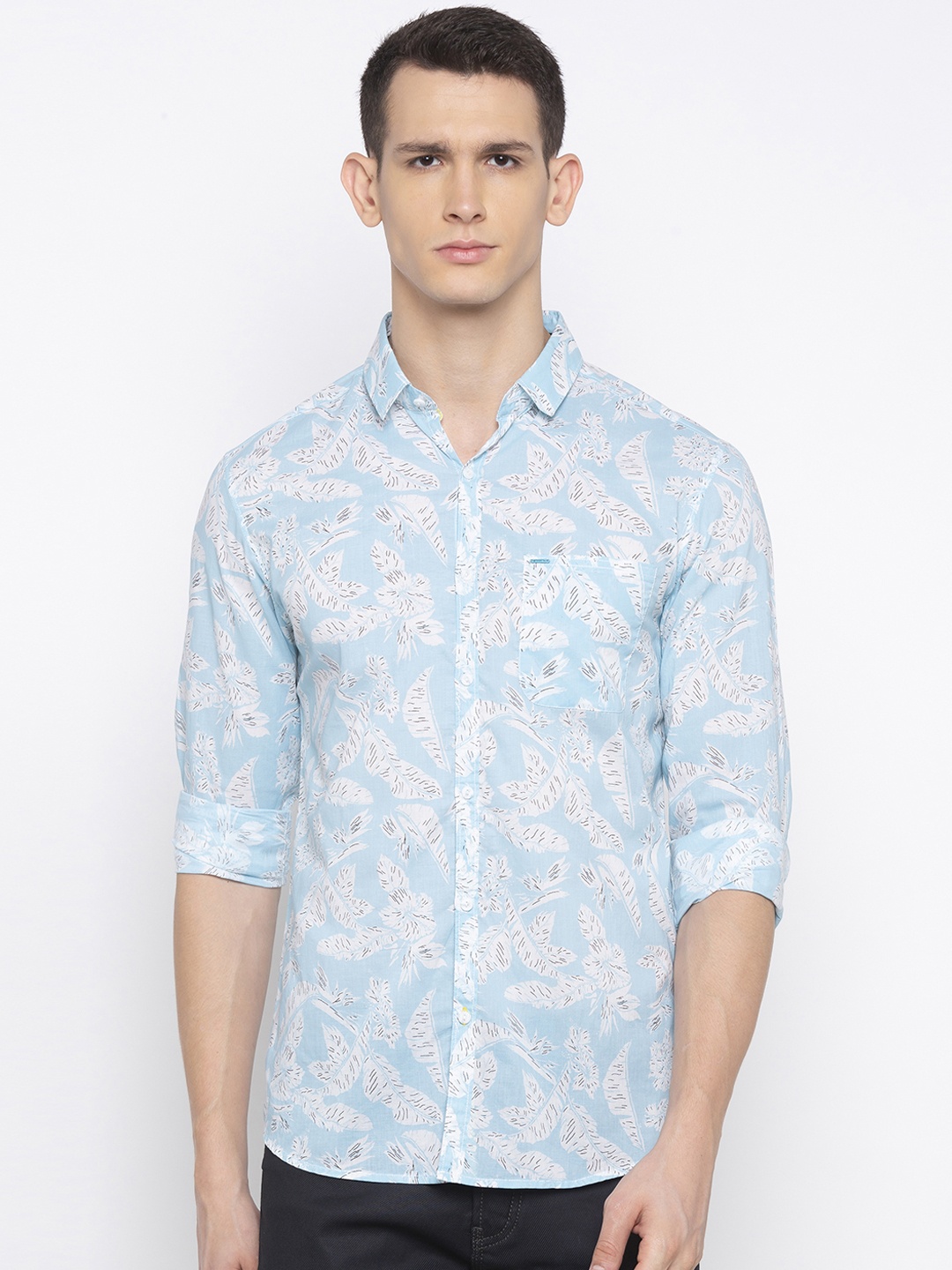 

SPYKAR Men Blue & Off-White Slim Fit Printed Casual Shirt