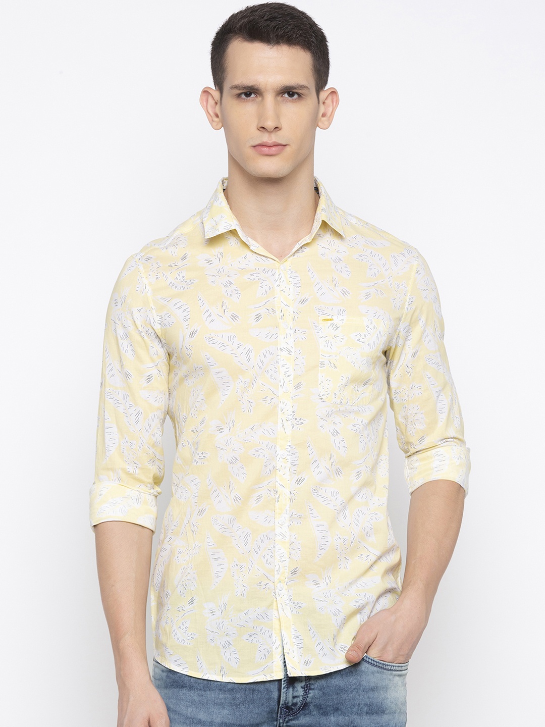

SPYKAR Men Yellow & Off-White Slim Fit Printed Casual Shirt