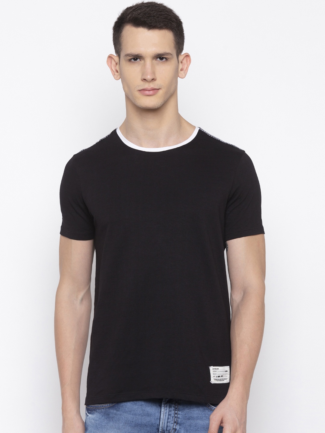 SPYKAR Men Black Solid Round Neck T-shirt