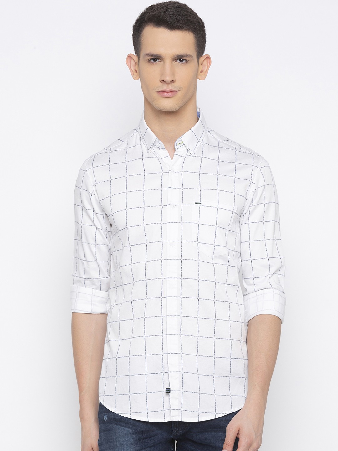 

SPYKAR Men White & Navy Blue Slim Fit Checked Casual Shirt