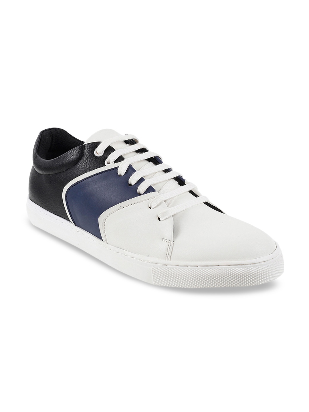 

Mochi Men White & Navy Blue Sneakers