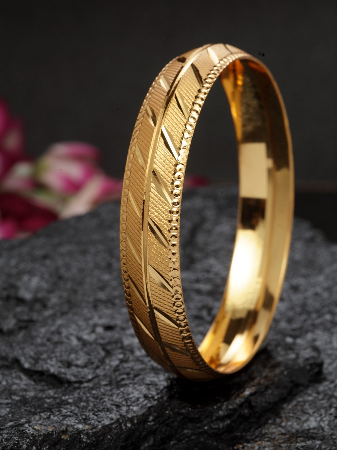 

DUGRISTYLE Men Gold-Toned Alloy Gold-Plated Kada Bracelet