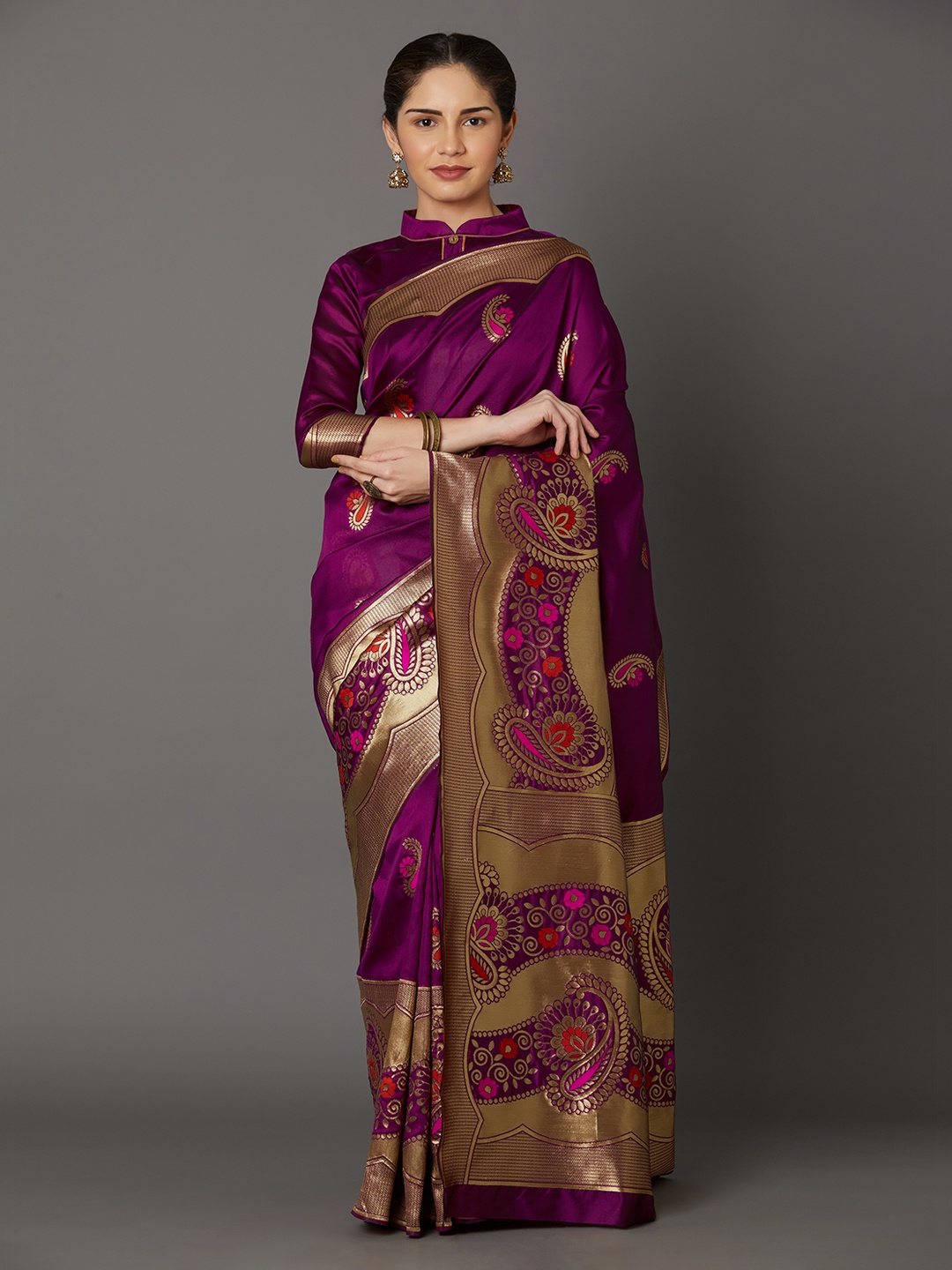 

Mitera Magenta Silk Blend Woven Design Kanjeevaram Saree