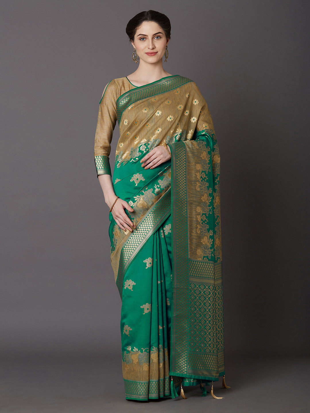 

Mitera Green & Beige Silk Blend Woven Design Kanjeevaram Saree