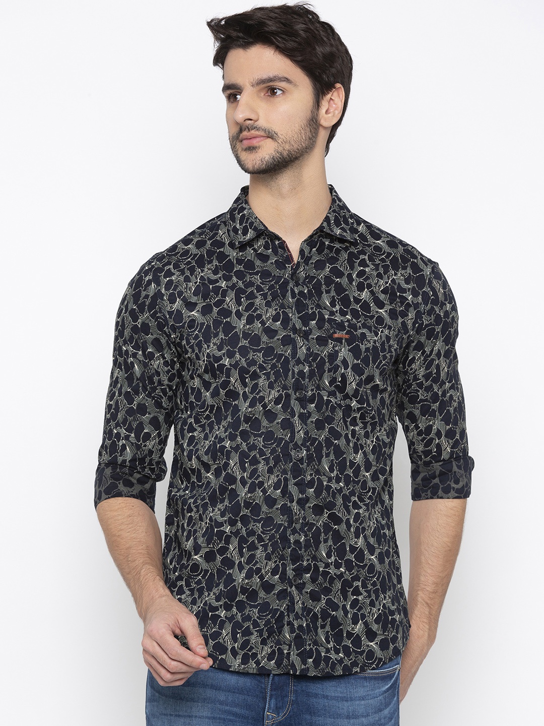 

SPYKAR Men Navy Blue & Green Slim Fit Printed Casual Shirt