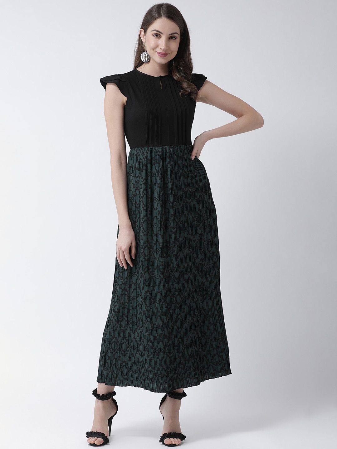 KASSUALLY Women Black Printed Maxi Dress