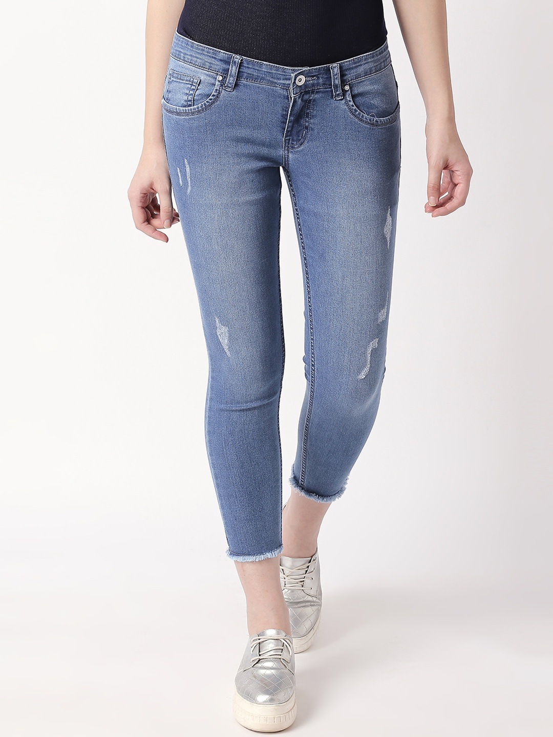 

High Star Women Blue Slim Fit Mid-Rise Low Distress Stretchable Crop Jeans