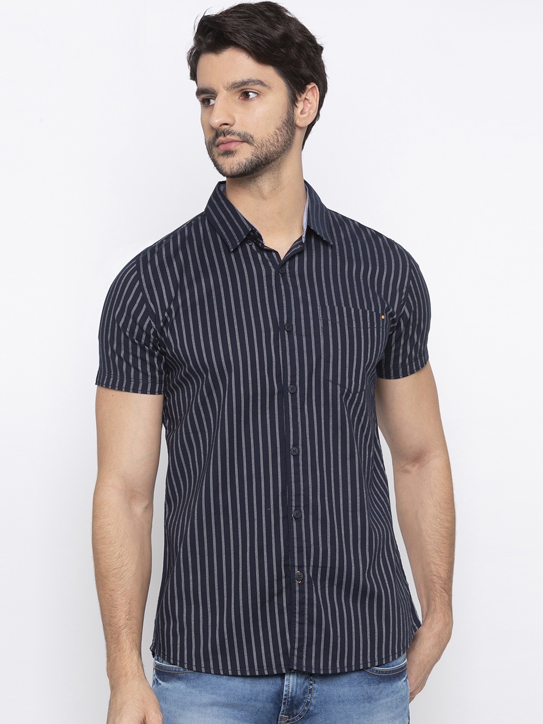 

SPYKAR Men Navy Blue & Grey Slim Fit Striped Casual Shirt