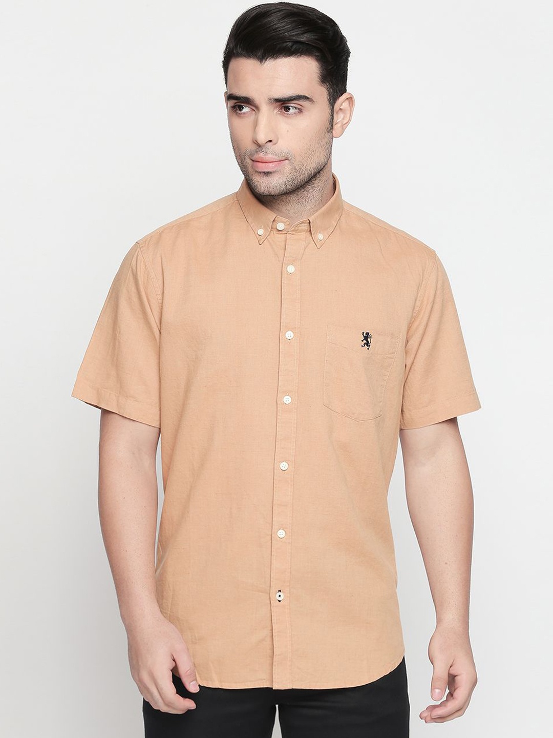 

GIORDANO Men Beige Smart Regular Fit Solid Casual Shirt