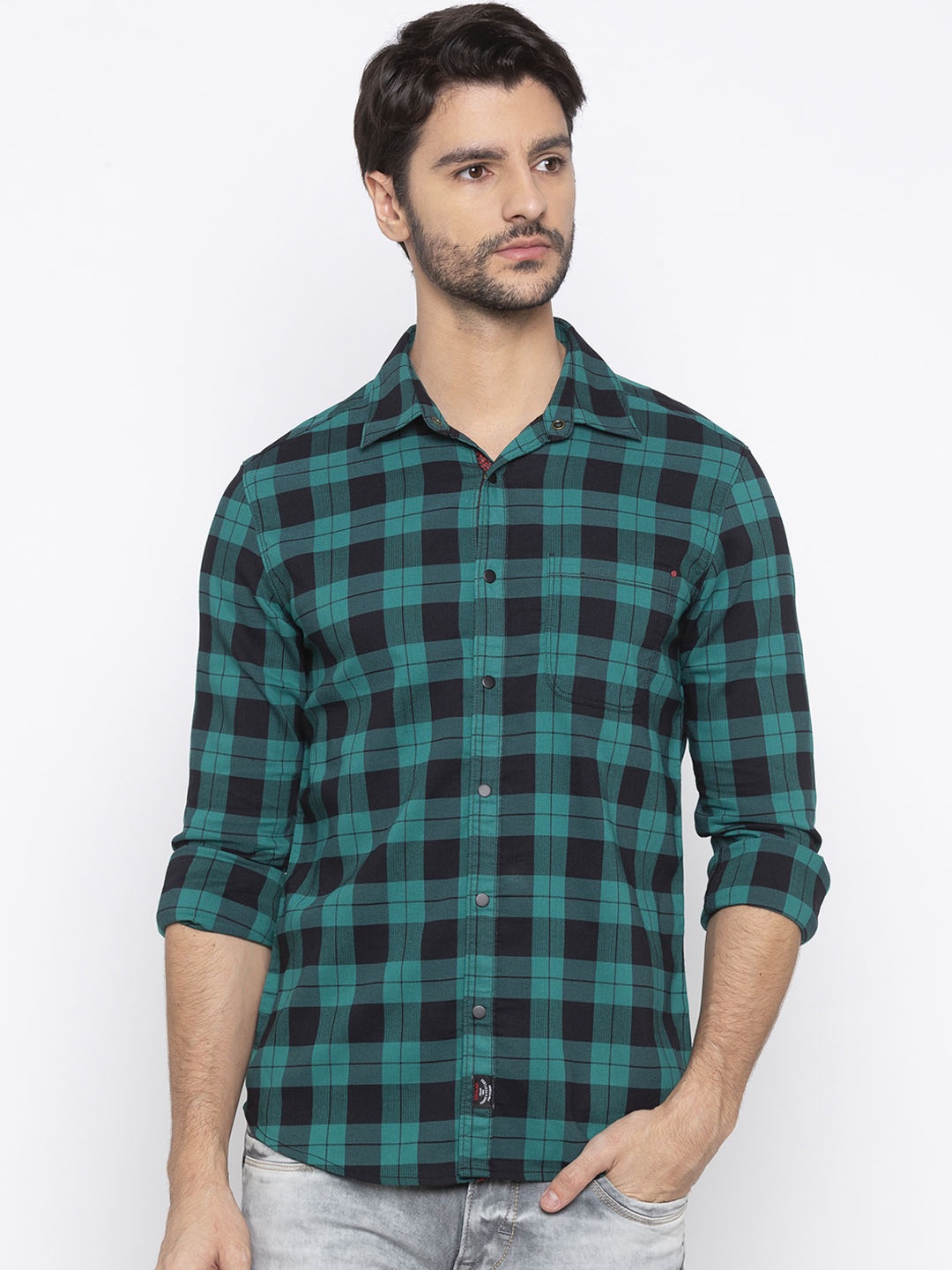 

SPYKAR Men Green & Black Slim Fit Checked Casual Shirt