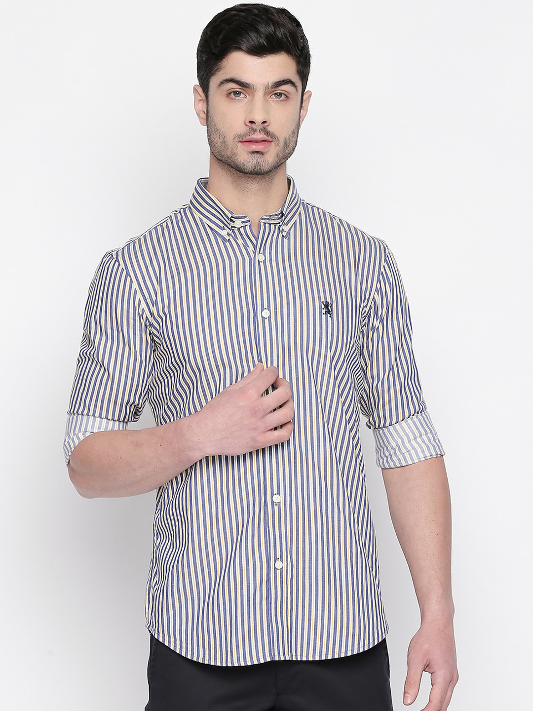 

GIORDANO Men Yellow & Blue Regular Fit Striped Casual Shirt