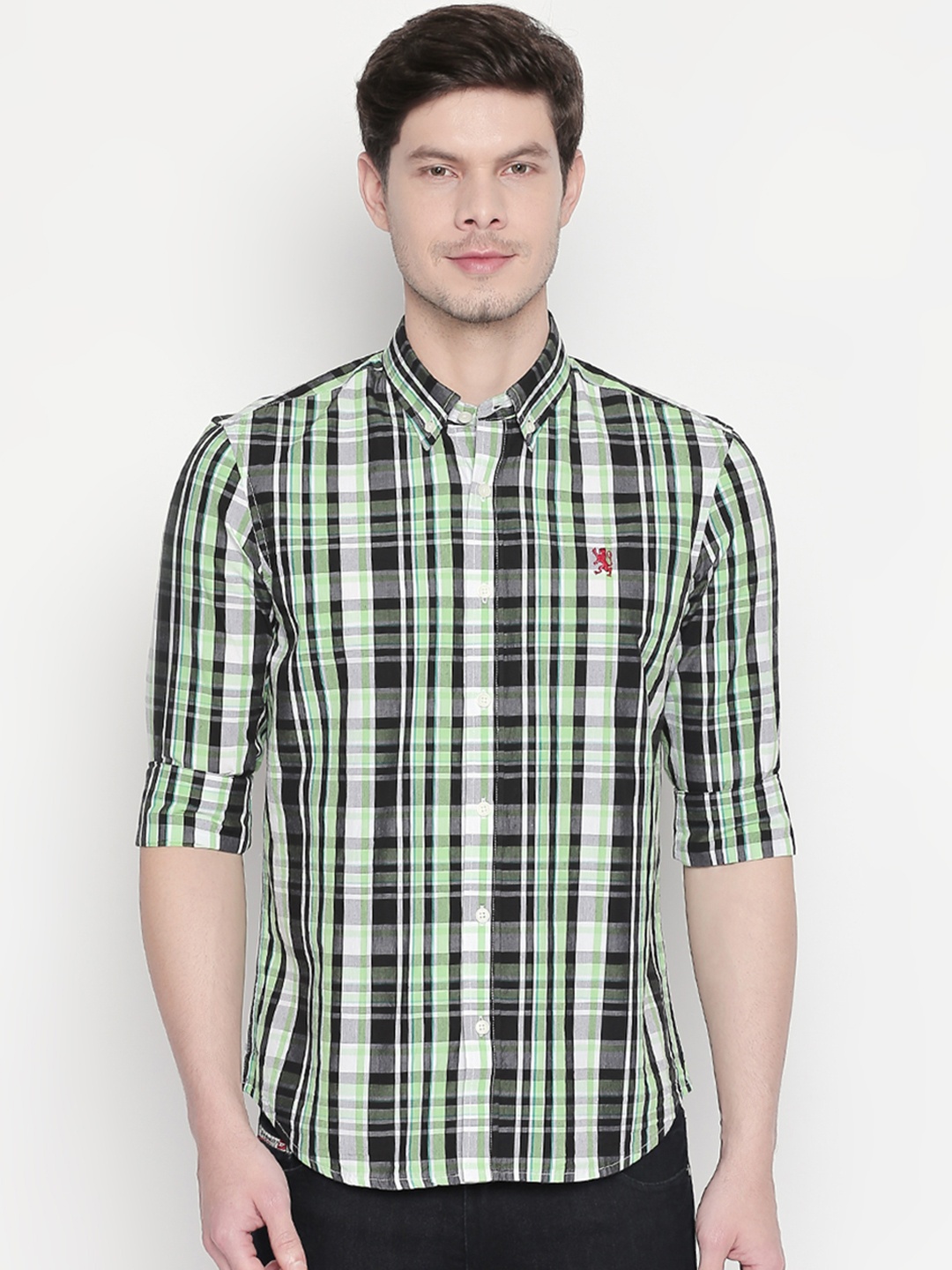 

GIORDANO Men Green & White Regular Fit Checked Casual Shirt