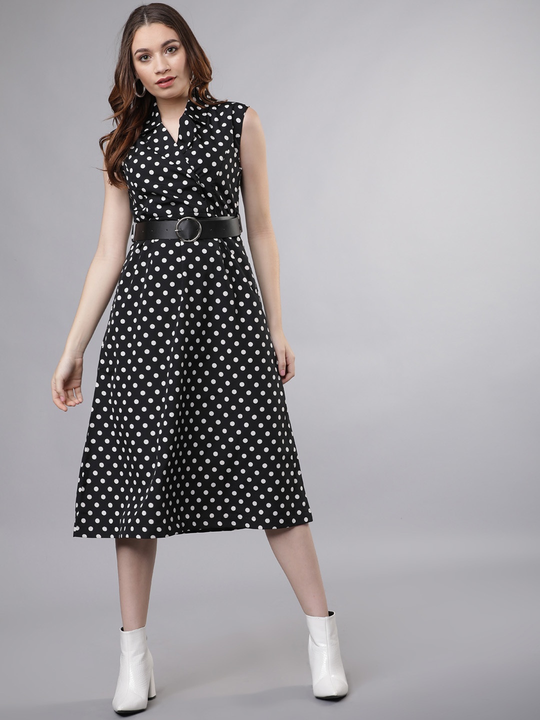 

Tokyo Talkies Women Black And White Printed Shirt Dress