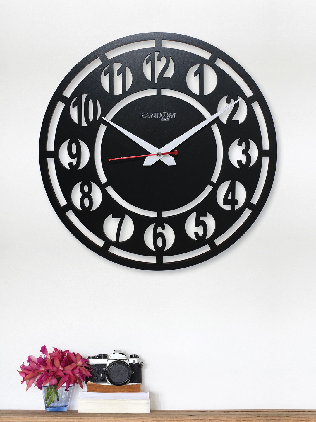 RANDOM Black Round Solid 29cm Analogue Wall Clock