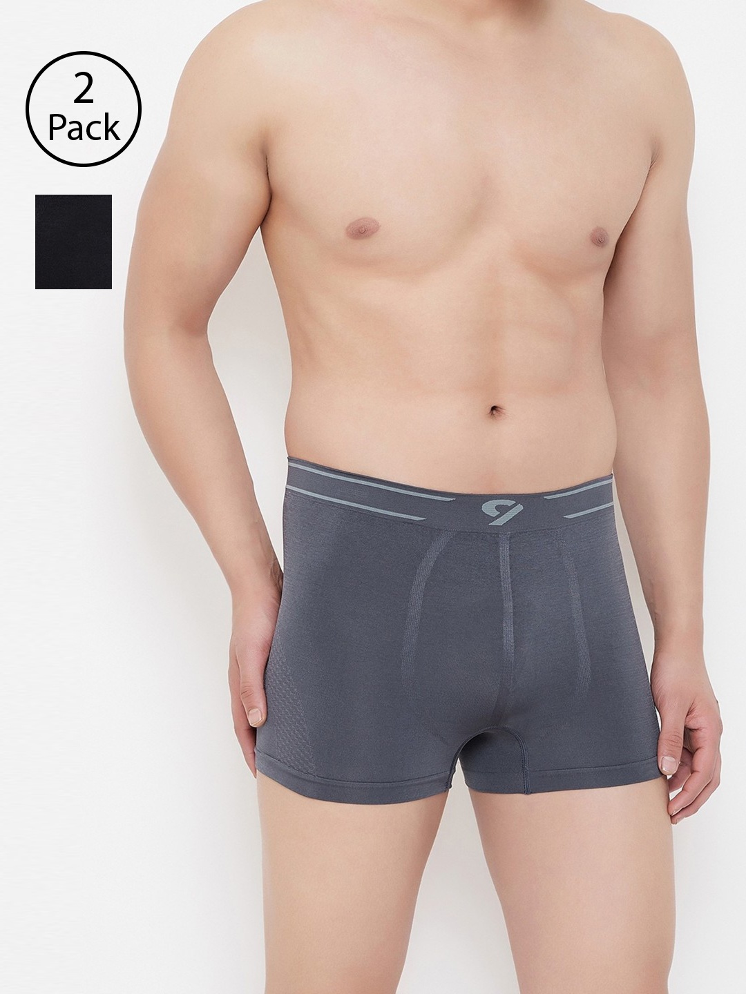

C9 AIRWEAR Men Pack of 2 Assorted Seamless Briefs P503BLK_P602CHRCL