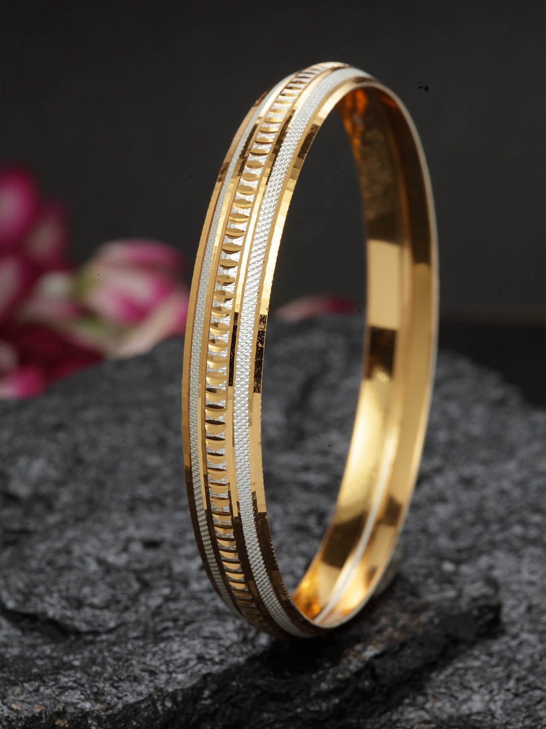 

DUGRISTYLE Men Gold-Toned Alloy Gold-Plated Kada Bracelet