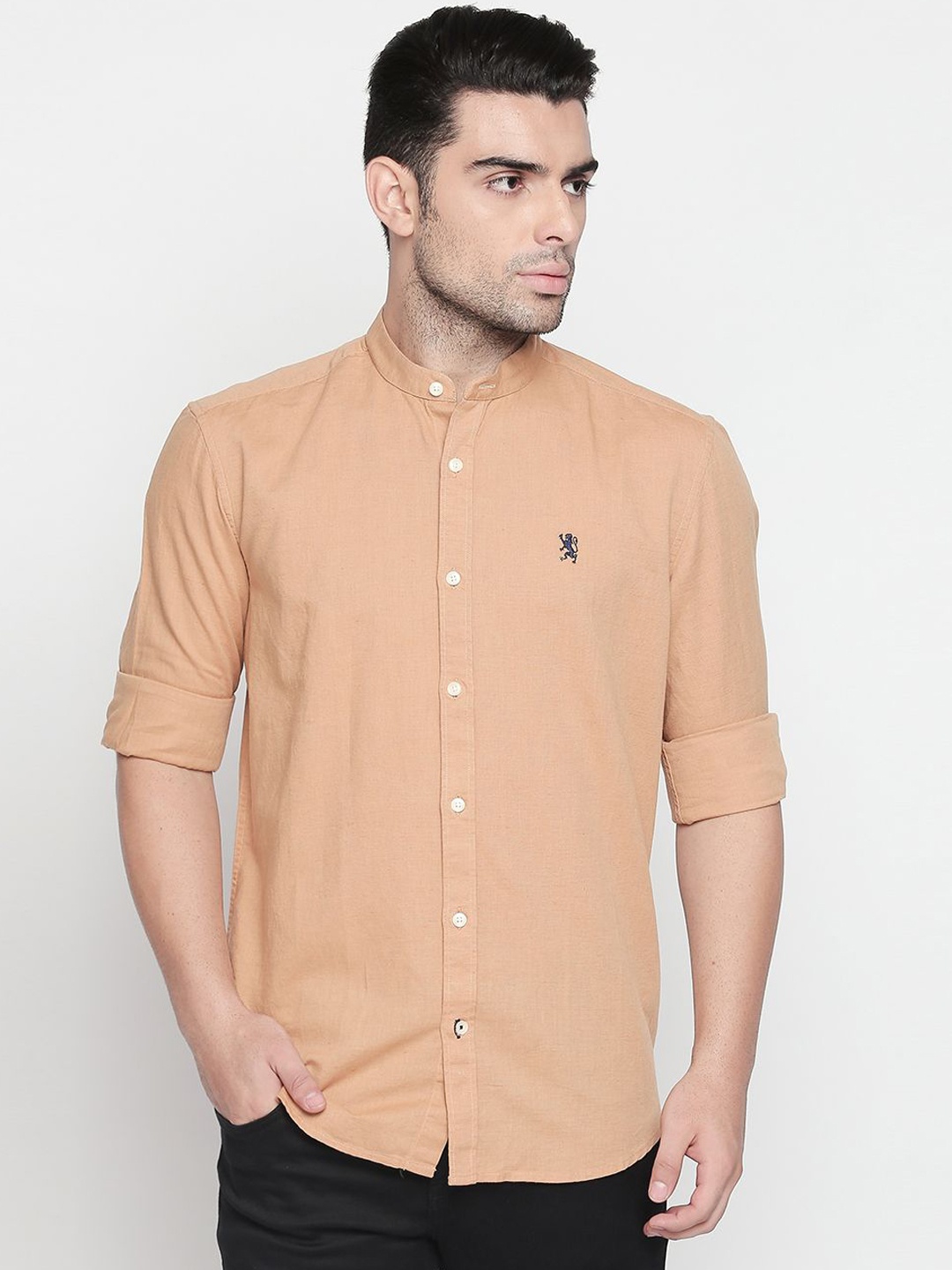 

GIORDANO Men Beige Manhattan Regular Fit Solid Casual Linen Shirt