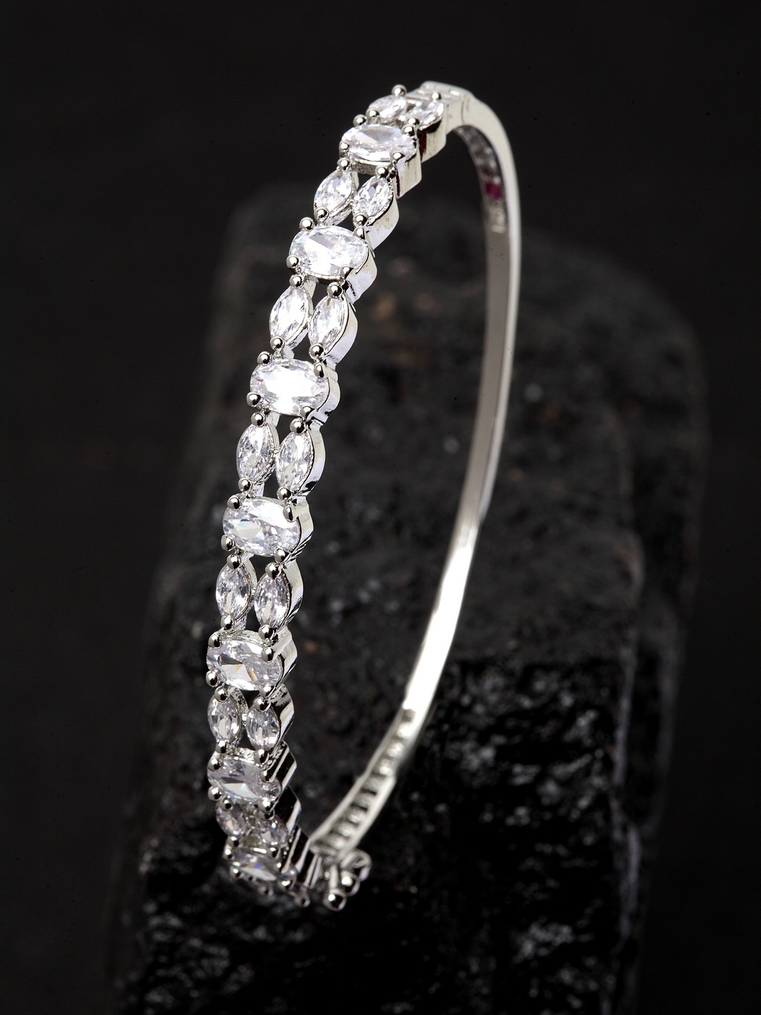

Bhana Fashion Silver-Plated Bracelet