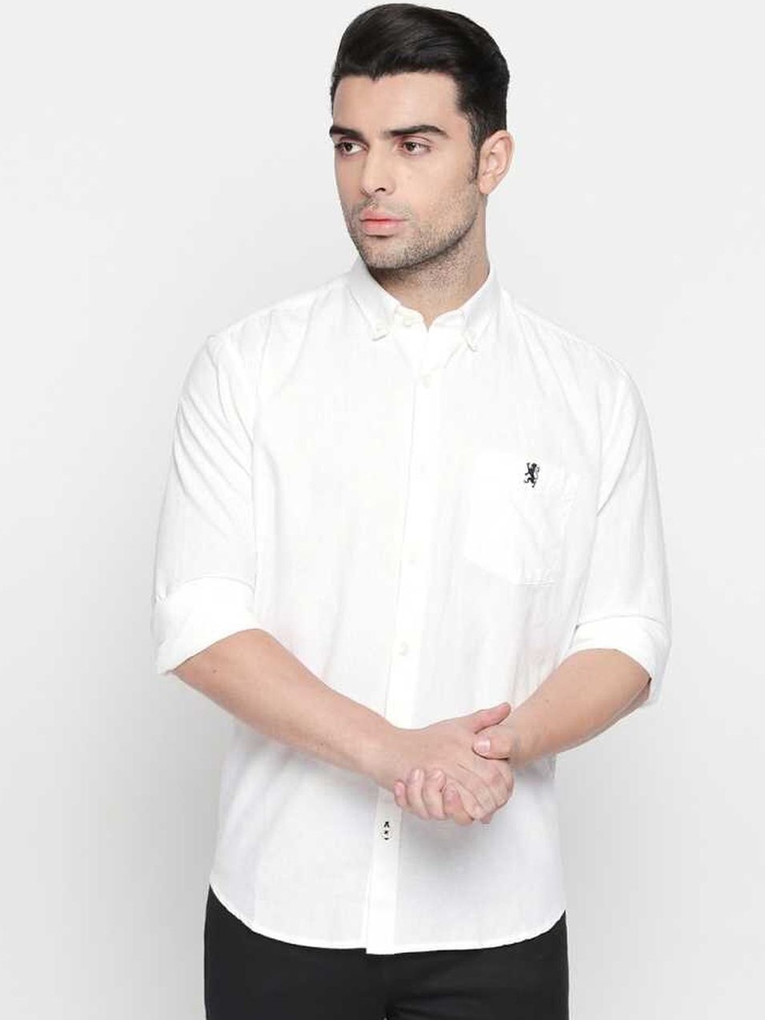 

GIORDANO Men White Regular Fit Solid Casual Shirt