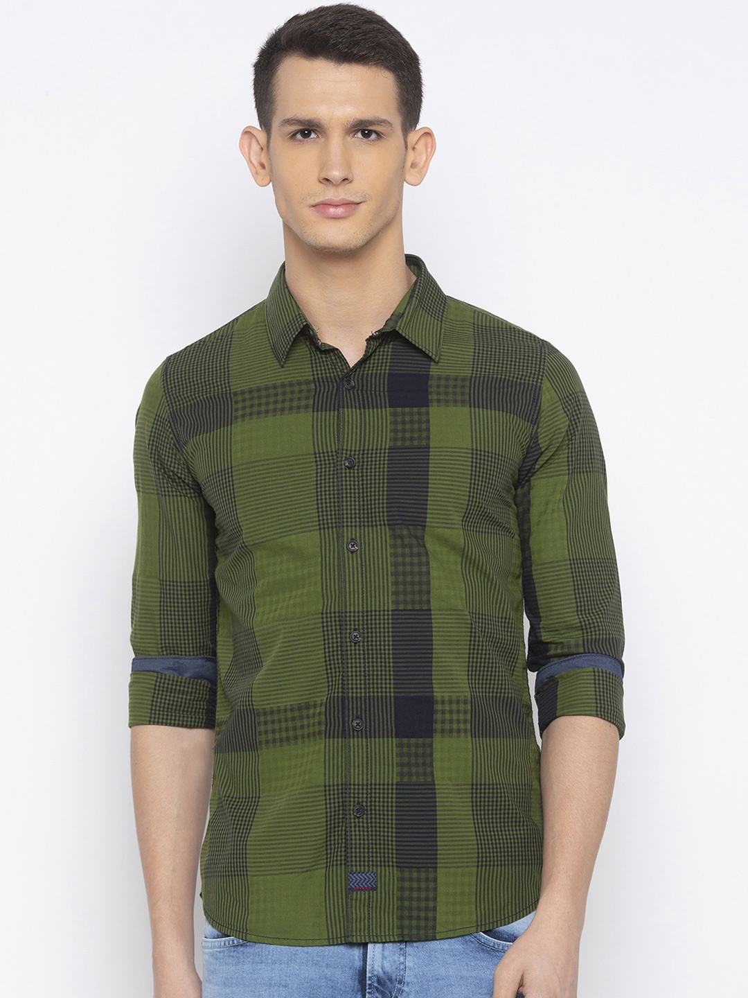 

SPYKAR Men Green & Black Slim Fit Checked Casual Shirt