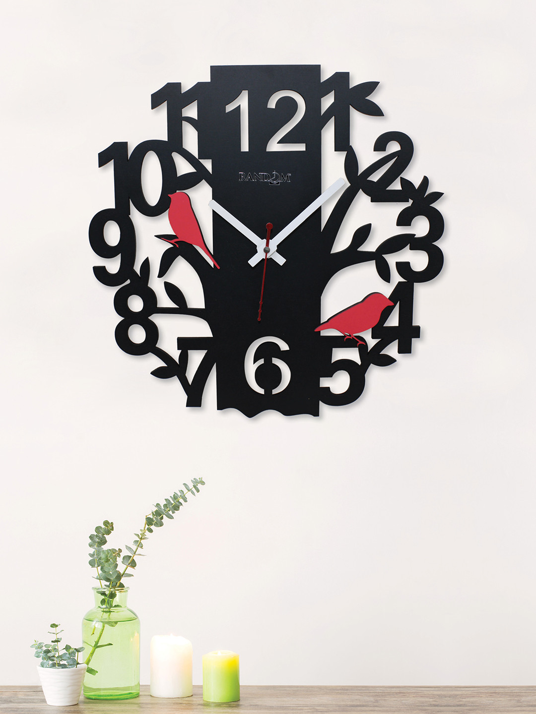 

RANDOM Black Round Solid Analogue Wall Clock